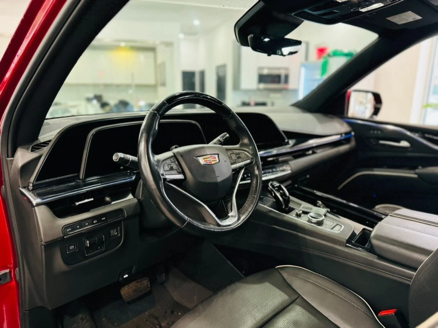 2023 Cadillac Escalade 5th Gen - Image 15 of 20