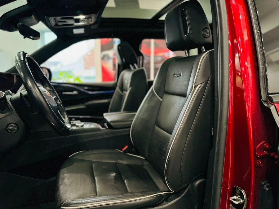 2023 Cadillac Escalade 5th Gen - Image 16 of 20
