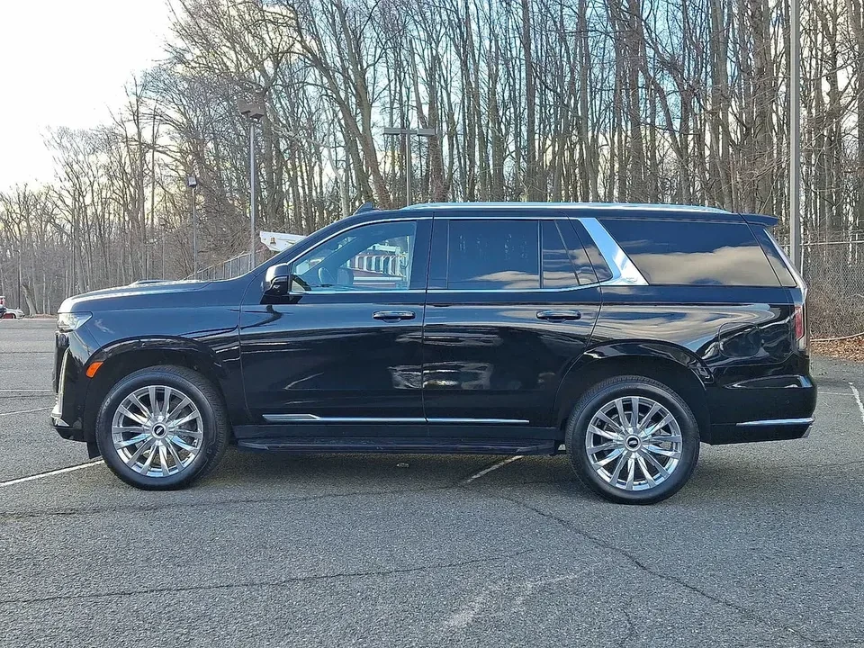 2023 Cadillac Escalade 5th Gen - Image 3 of 17