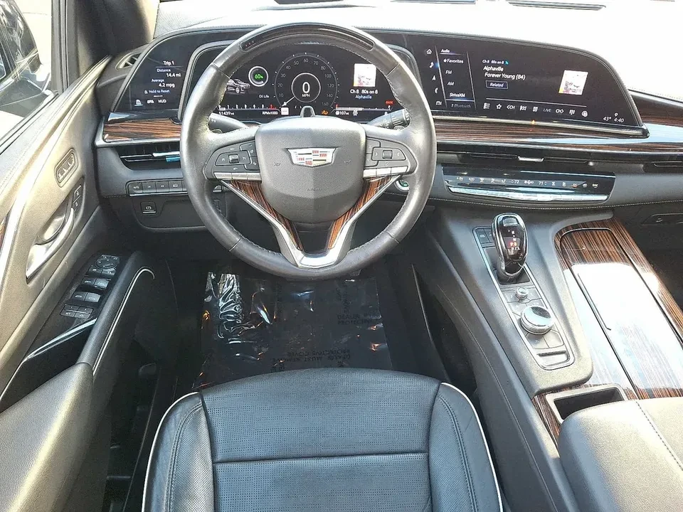 2023 Cadillac Escalade 5th Gen - Image 10 of 17