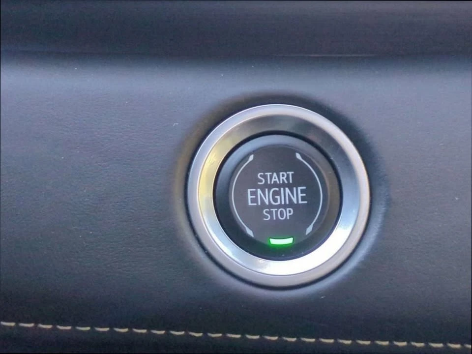 2023 Cadillac Escalade 5th Gen - Image 17 of 20