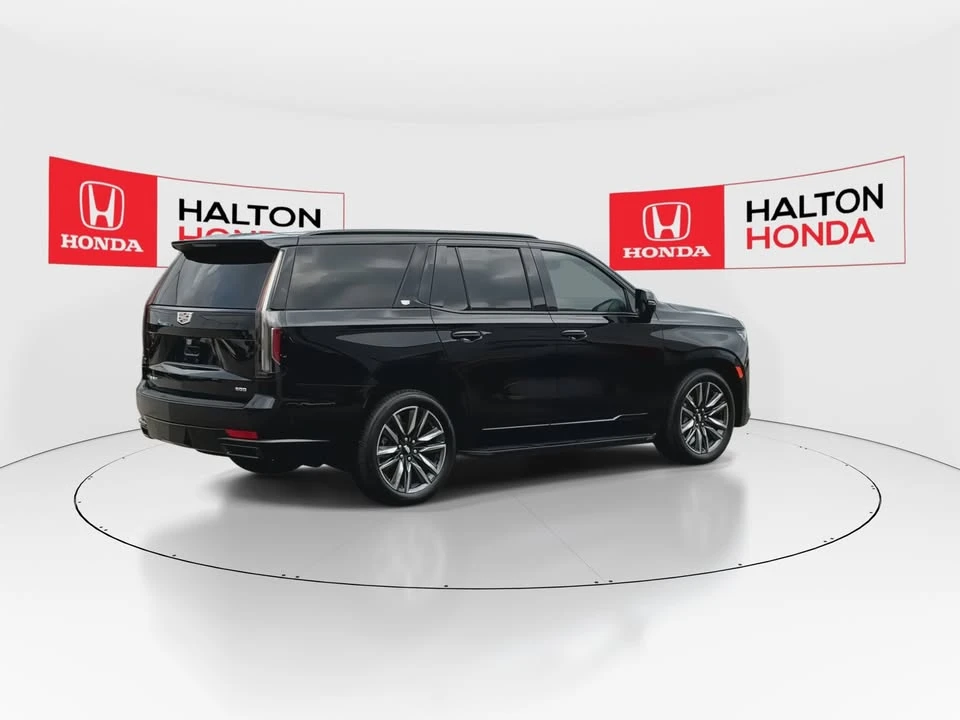 2023 Cadillac Escalade 5th Gen - Image 8 of 9