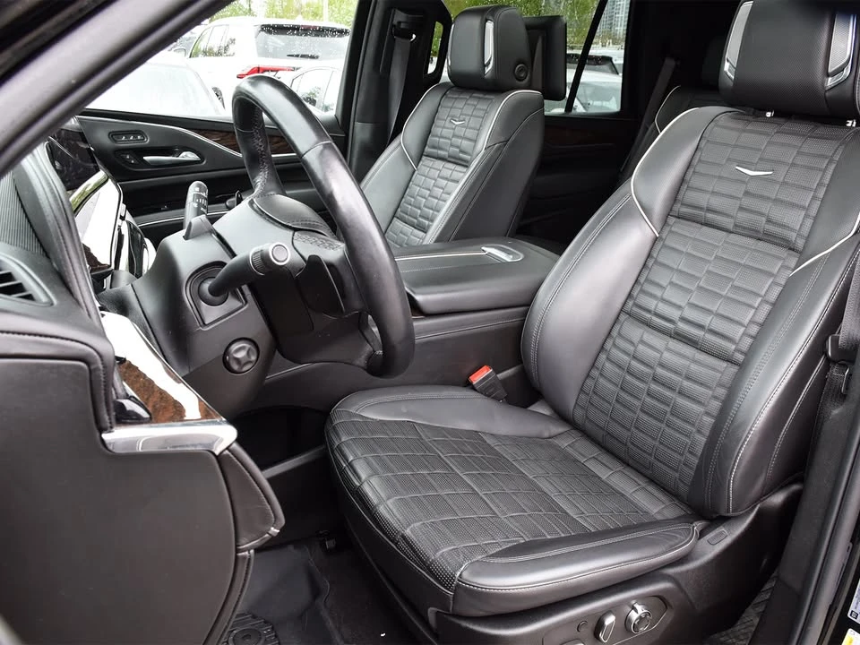 2023 Cadillac Escalade 5th Gen - Image 8 of 10