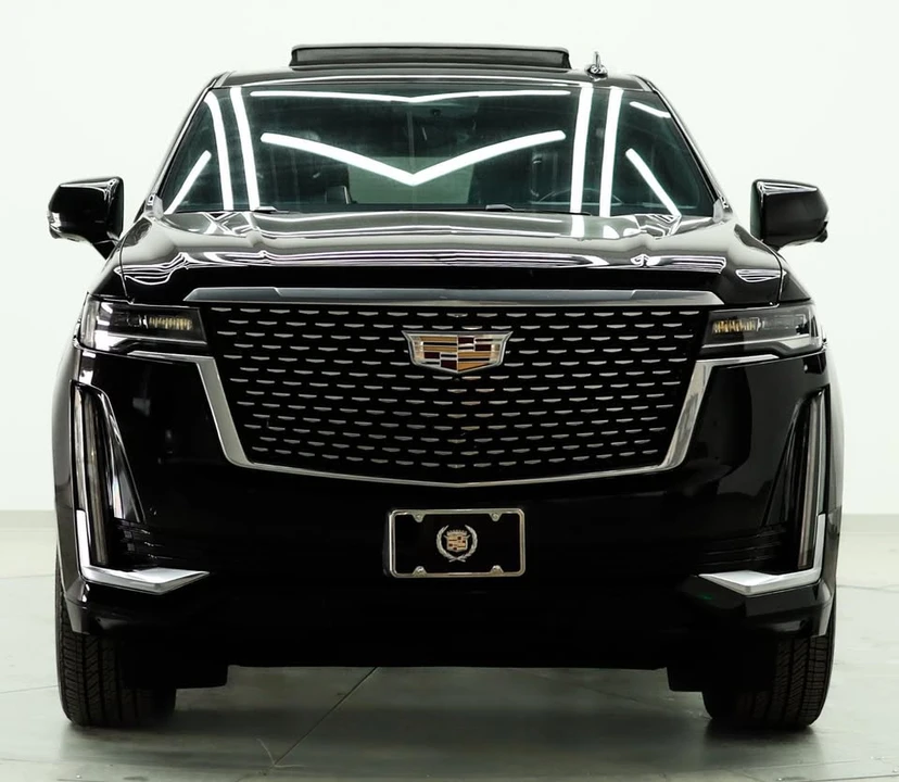 2023 Cadillac Escalade 5th Gen - Image 2 of 18