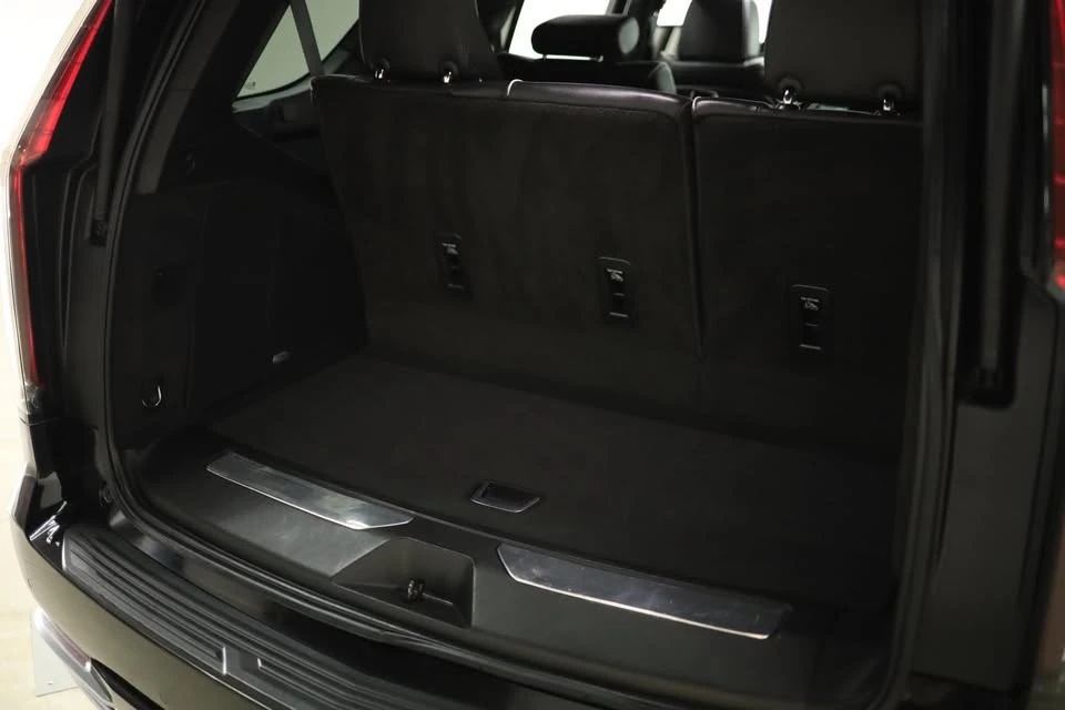 2023 Cadillac Escalade 5th Gen - Image 7 of 18