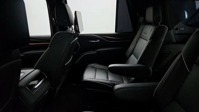 2023 Cadillac Escalade 5th Gen - Image 18 of 20