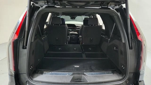 2023 Cadillac Escalade 5th Gen - Image 20 of 20