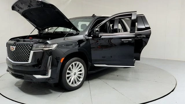 2023 Cadillac Escalade 5th Gen - Image 9 of 20