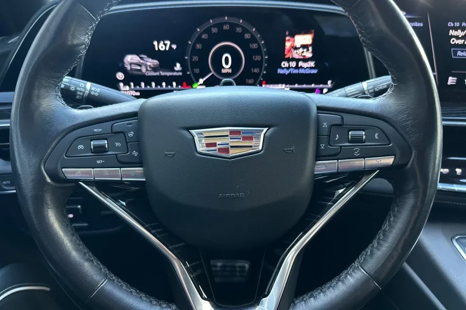 2023 Cadillac Escalade 5th Gen - Image 19 of 20