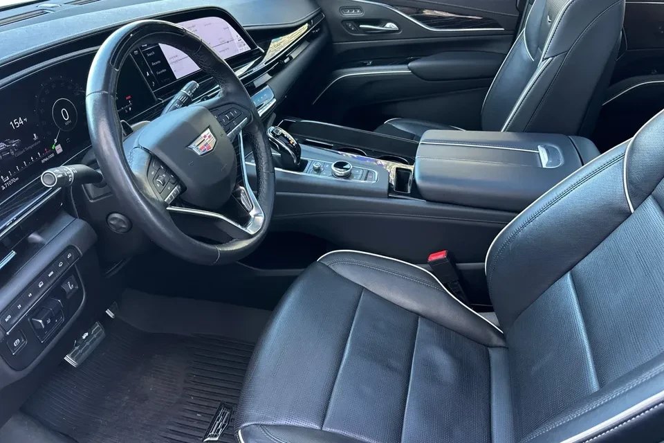 2023 Cadillac Escalade 5th Gen - Image 8 of 20