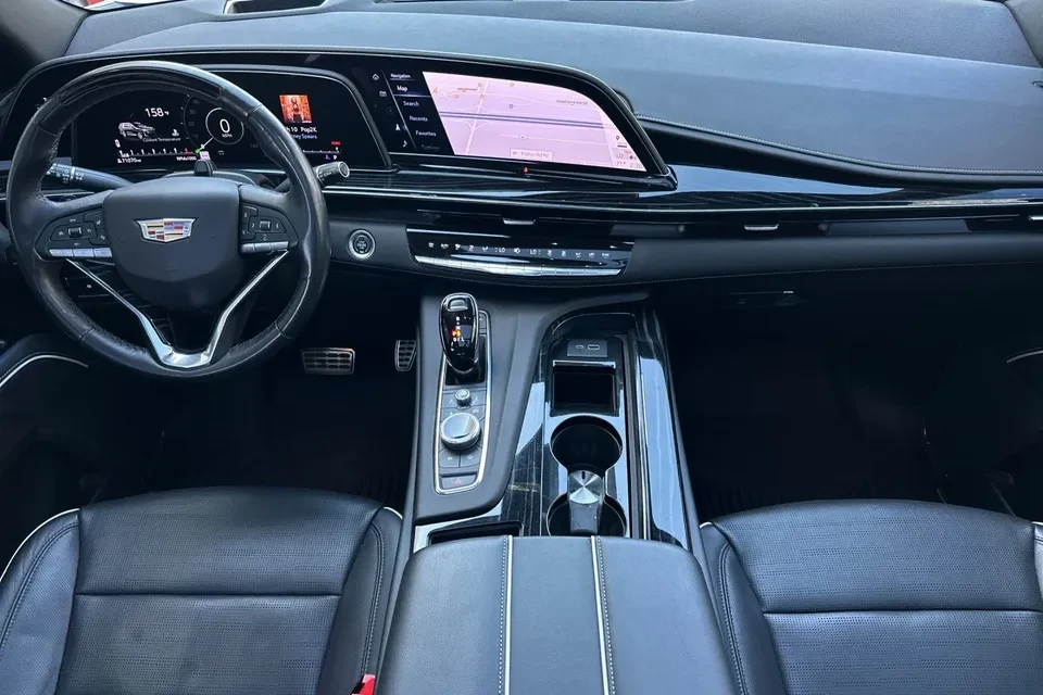 2023 Cadillac Escalade 5th Gen - Image 11 of 20