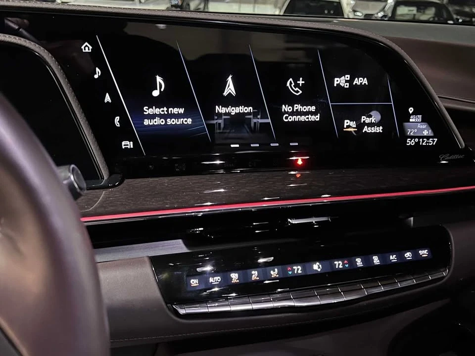 2023 Cadillac Escalade 5th Gen - Image 16 of 16