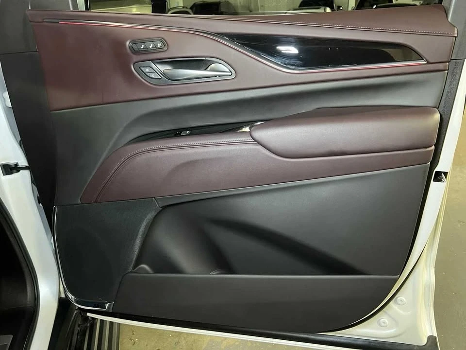 2023 Cadillac Escalade 5th Gen - Image 12 of 16