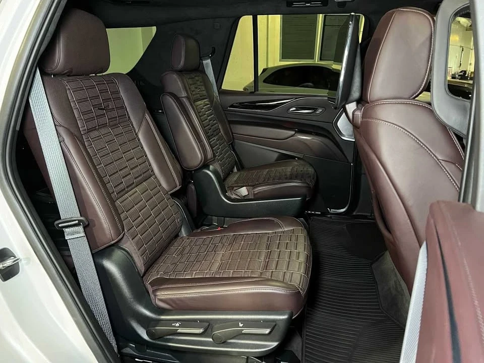 2023 Cadillac Escalade 5th Gen - Image 10 of 16