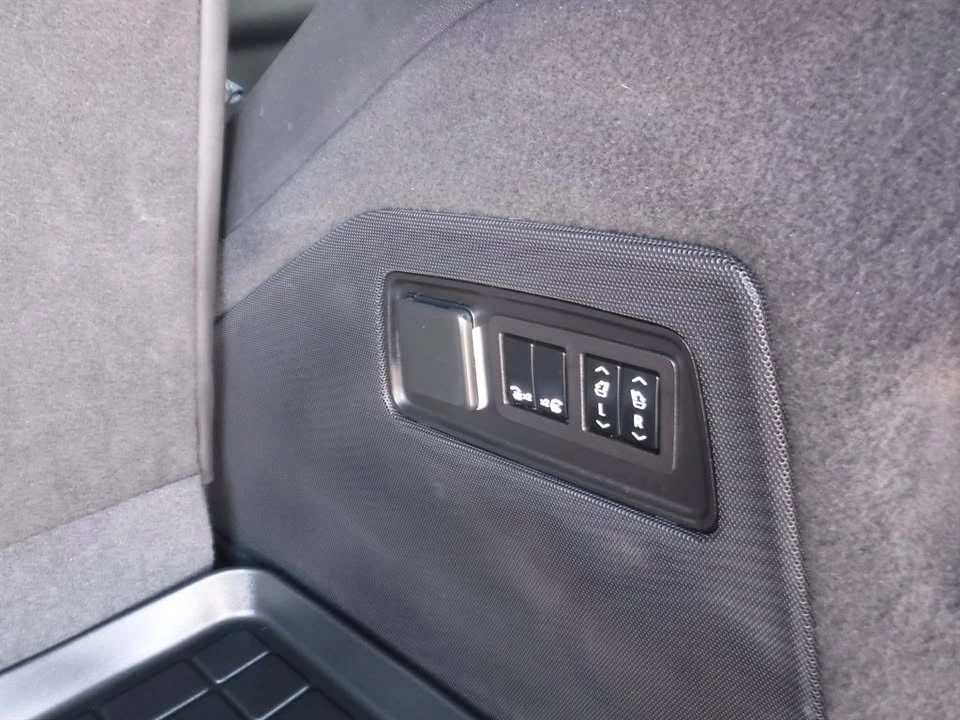 2023 Cadillac Escalade 5th Gen - Image 7 of 20