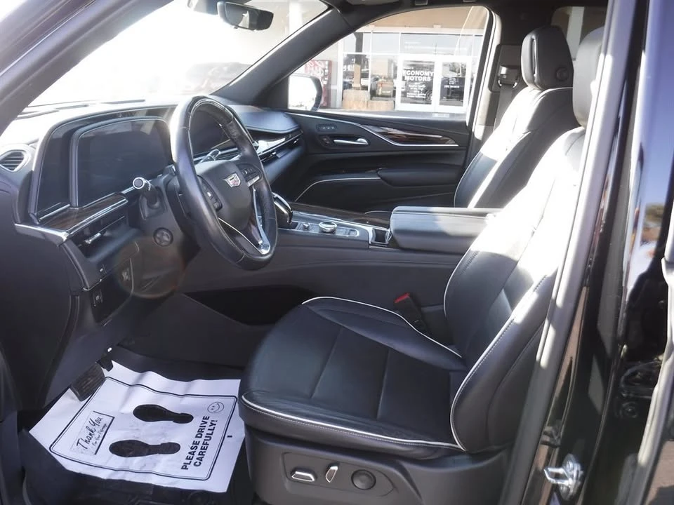 2023 Cadillac Escalade 5th Gen - Image 16 of 20