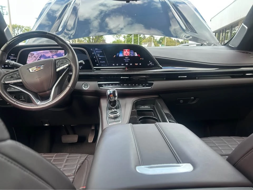 2023 Cadillac Escalade 5th Gen - Image 10 of 14