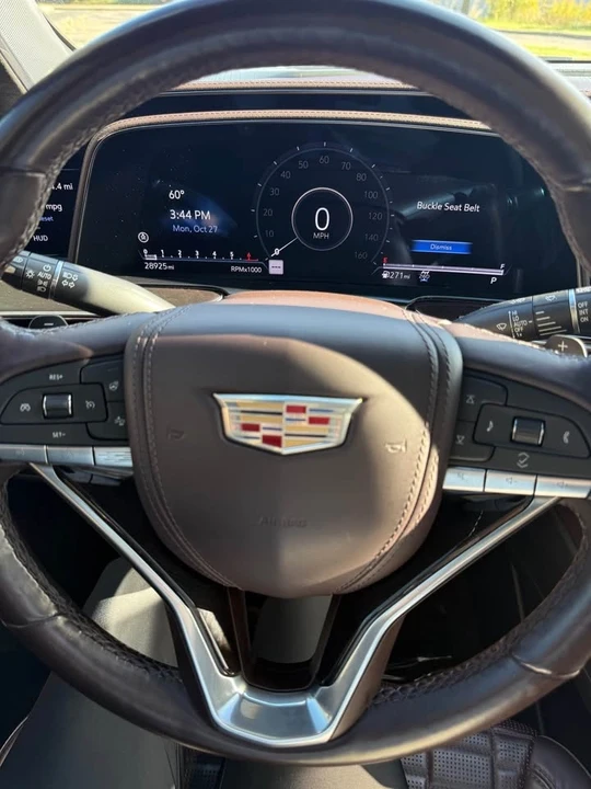 2023 Cadillac Escalade 5th Gen - Image 11 of 14