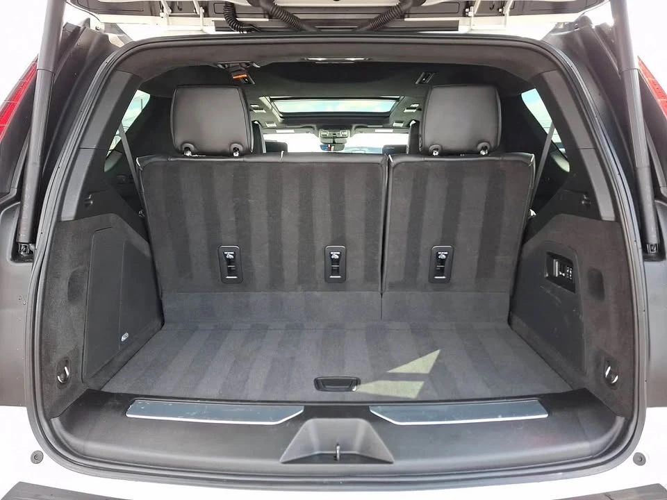 2023 Cadillac Escalade 5th Gen - Image 20 of 20