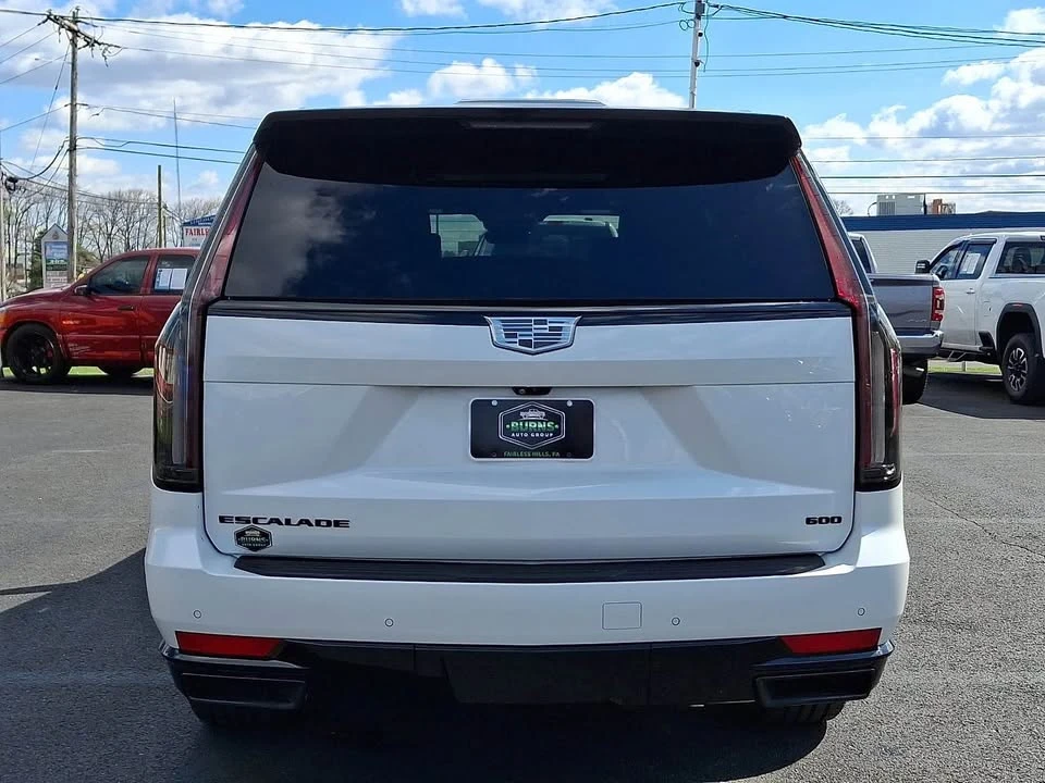 2023 Cadillac Escalade 5th Gen - Image 11 of 20