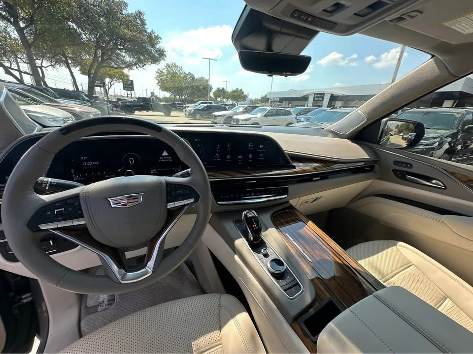 2023 Cadillac Escalade 5th Gen - Image 5 of 9