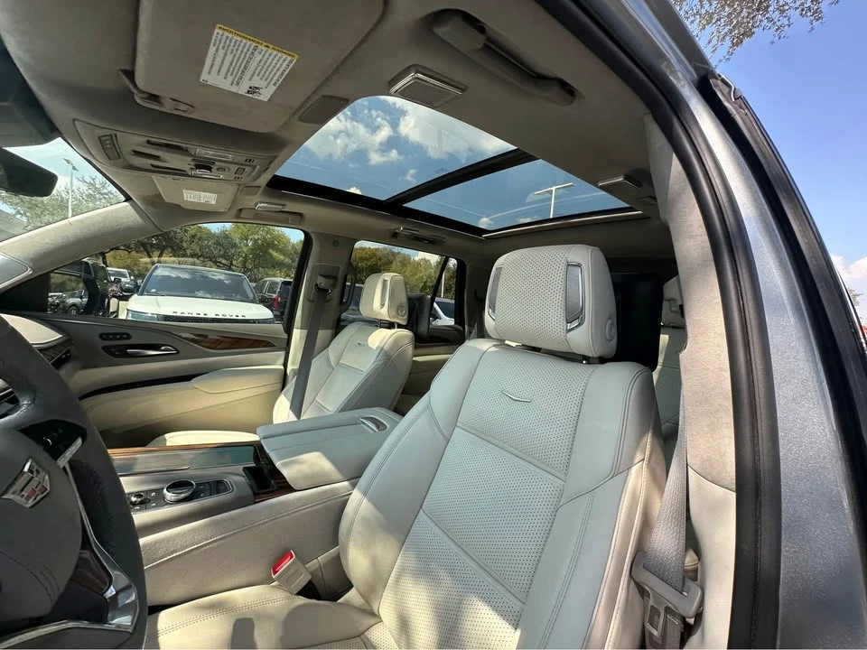 2023 Cadillac Escalade 5th Gen - Image 4 of 9
