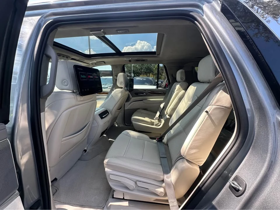 2023 Cadillac Escalade 5th Gen - Image 7 of 9