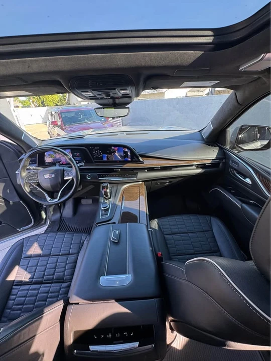2023 Cadillac Escalade 5th Gen - Image 6 of 9