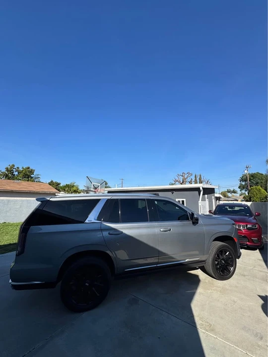2023 Cadillac Escalade 5th Gen - Image 4 of 9