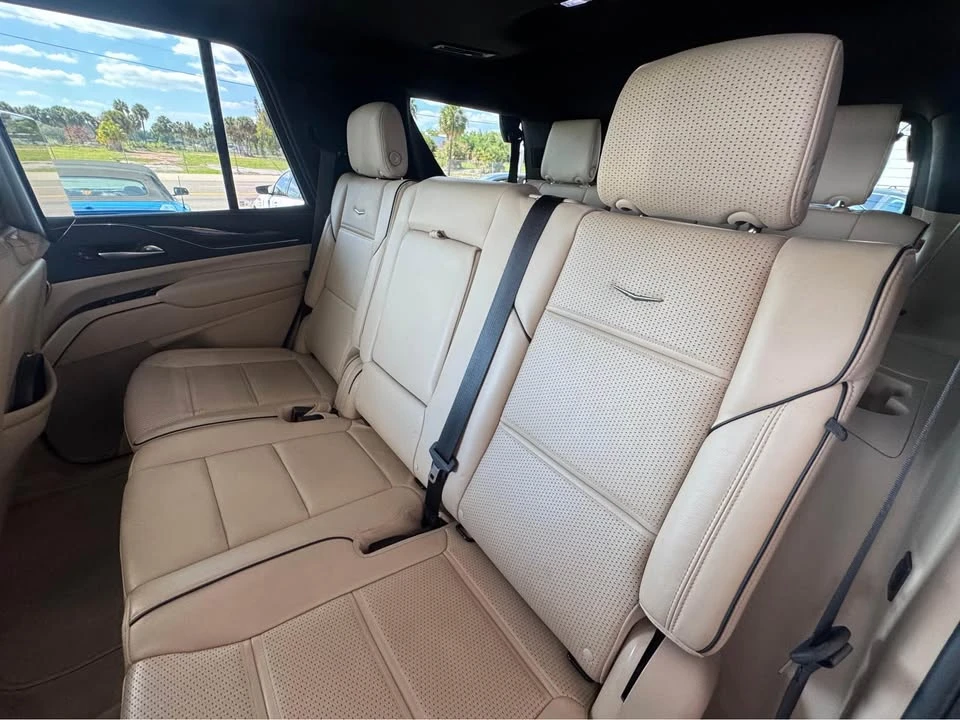 2023 Cadillac Escalade 5th Gen - Image 16 of 20