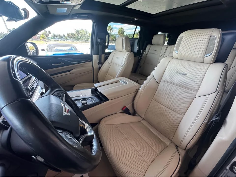 2023 Cadillac Escalade 5th Gen - Image 13 of 20
