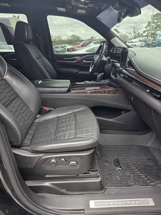 2023 Cadillac Escalade 5th Gen - Image 6 of 19