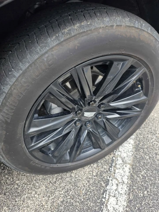 2023 Cadillac Escalade 5th Gen - Image 5 of 19