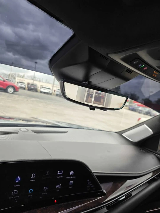 2023 Cadillac Escalade 5th Gen - Image 19 of 19