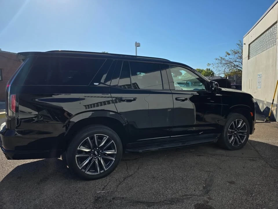 2023 Cadillac Escalade 5th Gen - Image 3 of 5