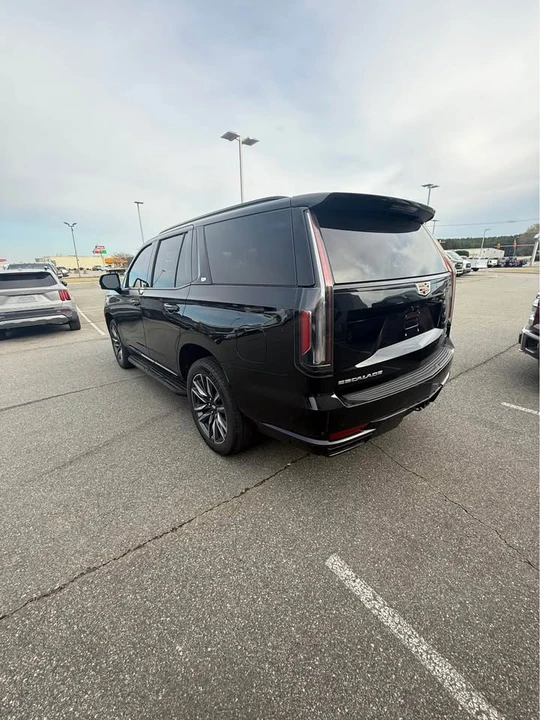 2023 Cadillac Escalade 5th Gen - Image 13 of 13