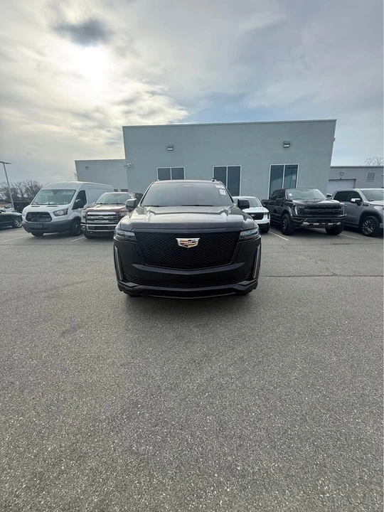 2023 Cadillac Escalade 5th Gen - Image 2 of 13