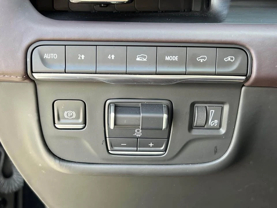 2023 Cadillac Escalade 5th Gen - Image 11 of 20