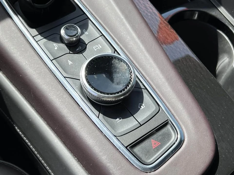 2023 Cadillac Escalade 5th Gen - Image 16 of 20