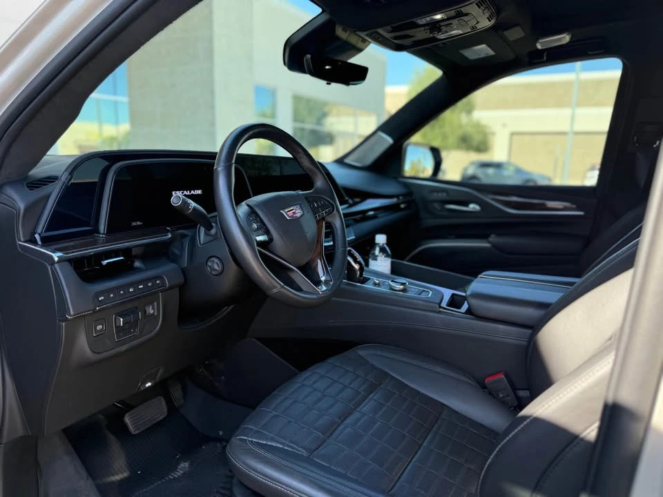 2023 Cadillac Escalade 5th Gen - Image 5 of 17
