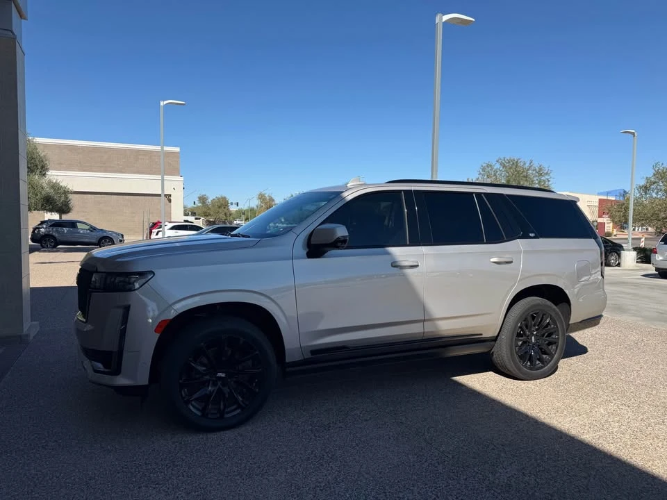 2023 Cadillac Escalade 5th Gen - Image 2 of 17