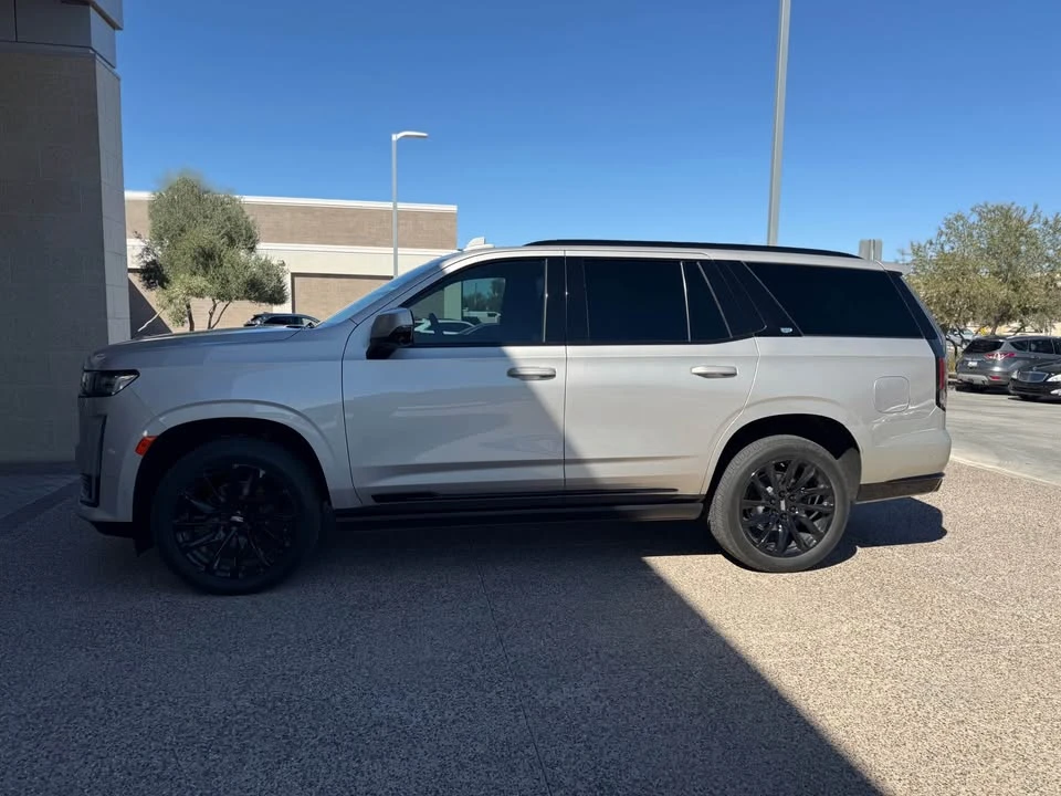 2023 Cadillac Escalade 5th Gen - Image 4 of 17