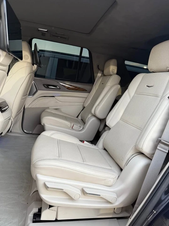 2023 Cadillac Escalade 5th Gen - Image 11 of 14