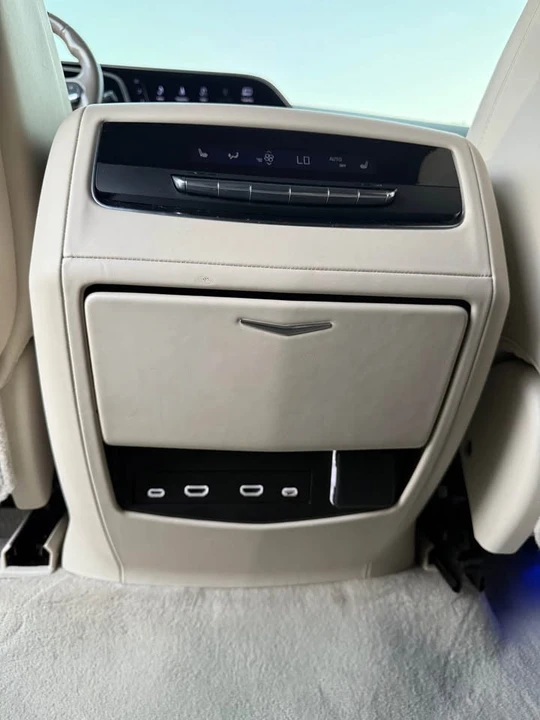 2023 Cadillac Escalade 5th Gen - Image 12 of 14