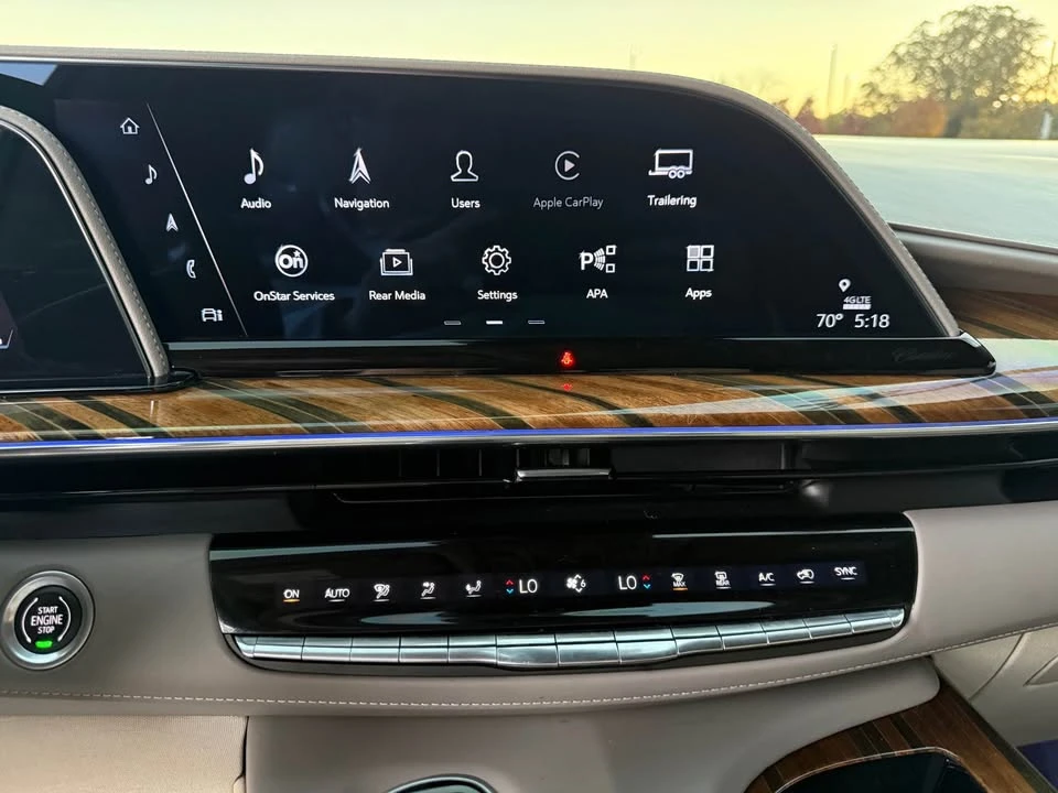 2023 Cadillac Escalade 5th Gen - Image 7 of 14