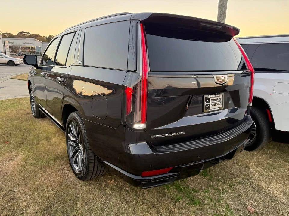 2023 Cadillac Escalade 5th Gen - Image 4 of 14