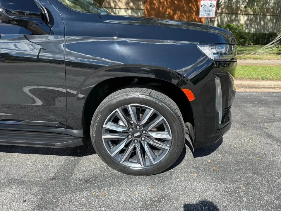 2023 Cadillac Escalade 5th Gen - Image 5 of 16
