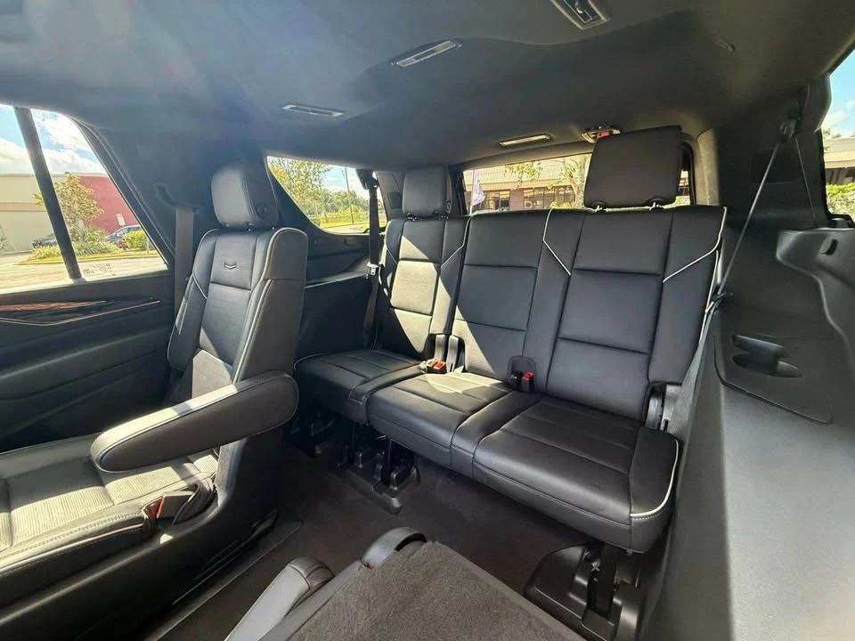 2023 Cadillac Escalade 5th Gen - Image 13 of 16