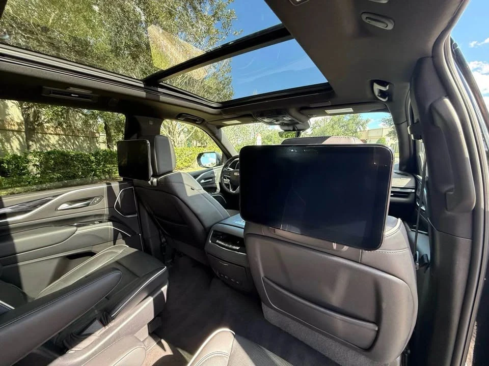 2023 Cadillac Escalade 5th Gen - Image 16 of 16