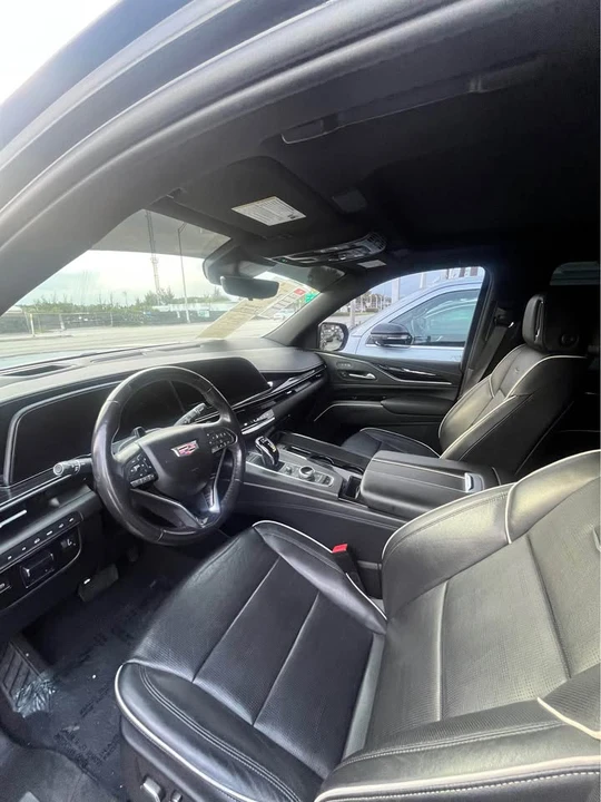 2023 Cadillac Escalade 5th Gen - Image 10 of 12